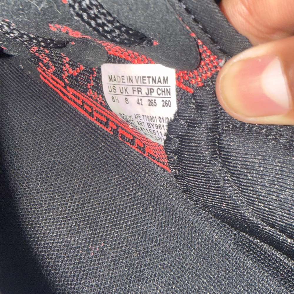 Yeezy 350s red and black with letters on the side - Picture 3 of 4